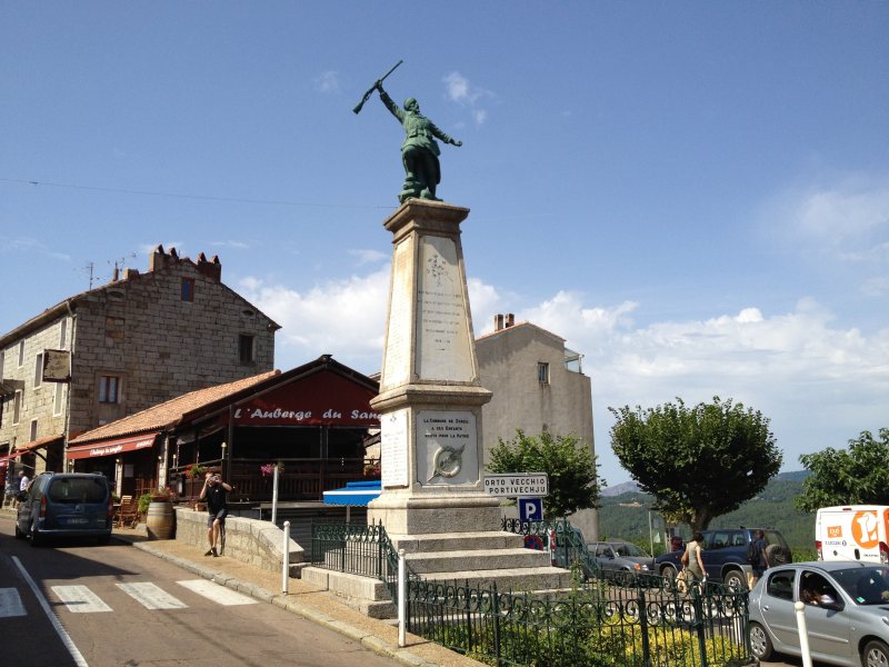 Les villes et les villages de la Corse